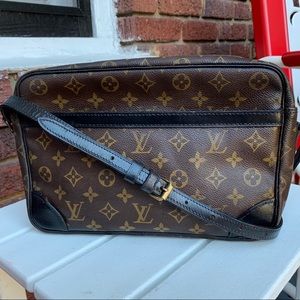 Louis Vuitton Trocadero 30